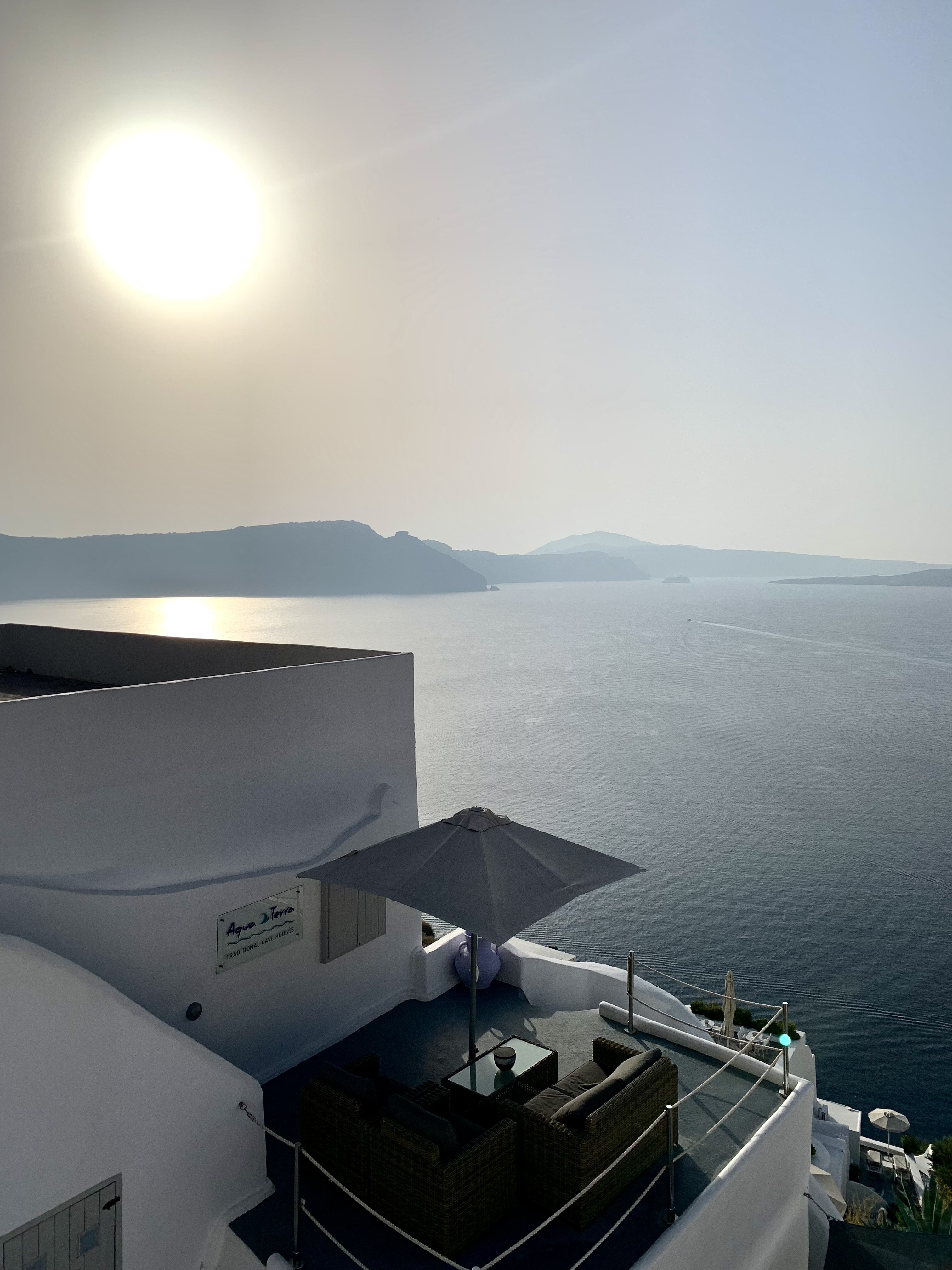 Santorini Sun